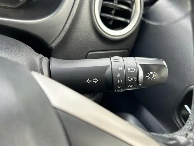 日産 デイズ ハイウェイスター Vセレ +Safty 島根県 2014(平26)年 14.4万km ホワイトパール 純正ナビ/Bluetooth・AM・FM・CD・DVD/フルセグTV/全周囲カメラ/バックカメラ/フロントカメラ/サイドカメラ/アイドリングストップ/スマートキー/スペアキー×1/プッシュスタート/ドアバイザー/純正フロアマット/社外15インチAW/キセノンヘッドライト/フォグランプ/ABS/前席エアバック