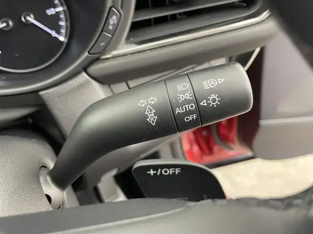 マツダ ＣＸ－３０ 20S Lパッケージ 富山県 2020(令2)年 2.6万km ソウルレッドクリスタルM 純正ナビ(FM/AM/BT/USB)/フルセグTV/全方位カメラ/レーダークルーズコントロール/レーンキープアシスト/スマートブレーキサポート/パワーバックドア/パドルシフト/MTモード付AT/前後ドライブレコーダー/ETC/ステアリングヒーター/レザーシート/パワーシート/前席シートヒーター/プッシュスタート/スマートキー/スペアキー１本/ステアリングスイッチ/電動パーキングブレーキ/オートブレーキホールド/アイドリングストップ/純正フロアマット/前後コーナーセンサー/オートマチックハイビーム/LEDヘッドライト/純正18インチAW