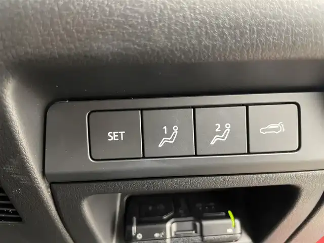 マツダ ＣＸ－３０ 20S Lパッケージ 富山県 2020(令2)年 2.6万km ソウルレッドクリスタルM 純正ナビ(FM/AM/BT/USB)/フルセグTV/全方位カメラ/レーダークルーズコントロール/レーンキープアシスト/スマートブレーキサポート/パワーバックドア/パドルシフト/MTモード付AT/前後ドライブレコーダー/ETC/ステアリングヒーター/レザーシート/パワーシート/前席シートヒーター/プッシュスタート/スマートキー/スペアキー１本/ステアリングスイッチ/電動パーキングブレーキ/オートブレーキホールド/アイドリングストップ/純正フロアマット/前後コーナーセンサー/オートマチックハイビーム/LEDヘッドライト/純正18インチAW