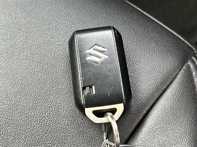 スズキ ジムニー XC 岐阜県 2021(令3)年 5.6万km ブルーイッシュブラックパール3 登録時走行距離55754km/社外ナビ/フルセグＴＶ/ルーフラック/４ＷＤ/前後ドライブレコーダー/レーンキープアシスト/シートヒーター/純正アルミホイール/純正フロアマット/ヘッドライトウォッシャー/ＬＥＤヘッドライト/オートライト/フォグランプ/禁煙車/ドアバイザー/ルーフラック/トランスファースイッチ/Bluetooth接続/USB入力端子/プッシュスタート/スマートキー/衝突被害軽減システム