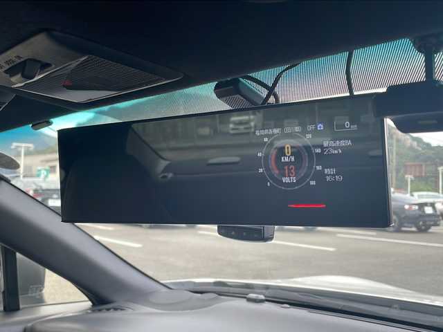 トヨタ ８６ GT 福岡県 2012(平24)年 8.8万km サテンホワイトパール エアロパーツ/社外ナビ　フルセグ　DVD再生/社外車高調/スマートキー/プッシュスタートエンジン/ETC/SARDメーターパネル/エアバック/ABS