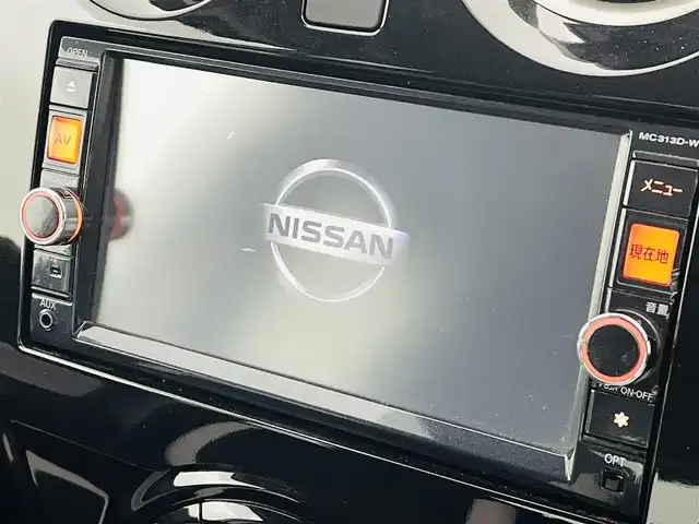 日産 ノート e－パワー X 福島県 2020(令2)年 2.4万km シルバー エマージェンシーブレーキ　/・車線逸脱警報　/コーナーセンサー　/純正ＳＤナビゲーション　/【AM/FM/DISC/Bluetooth/ワンセグ】/スマートキー　/・スペアキー/オートライト　/・ヘッドライトレベライザー　/電動格納ミラー　/純正フロアマット　/取扱説明書