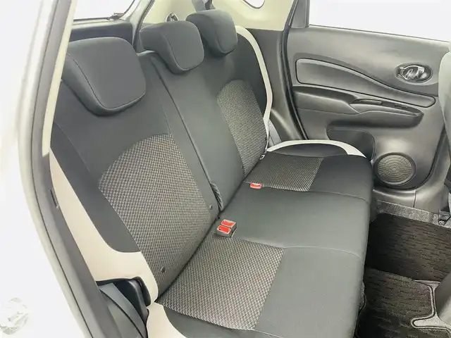 日産 ノート e－パワー X 福島県 2020(令2)年 2.4万km シルバー エマージェンシーブレーキ　/・車線逸脱警報　/コーナーセンサー　/純正ＳＤナビゲーション　/【AM/FM/DISC/Bluetooth/ワンセグ】/スマートキー　/・スペアキー/オートライト　/・ヘッドライトレベライザー　/電動格納ミラー　/純正フロアマット　/取扱説明書