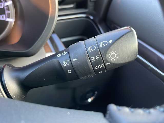 ダイハツ ムーヴ カスタム RS ハイパー SAⅢ 道東・釧路十勝 2019(平31)年 3.3万km パールホワイトⅢ 純正ディスプレイオーディオ　/(ＤＶＤ再生/Ｂｌｕｅｔｏｏｔｈ接続)　/バックカメラ　/運転席シートヒーター　/リアコーナーセンサー　/レーンアシスト　/衝突軽減ブレーキ/横滑り防止装置　/アイドリングストップ/スマートキー/プッシュスタート　/純正ＬＥＤヘッドライト/純正14インチアルミホイール/純正フロアマット/サマータイヤ積み込み