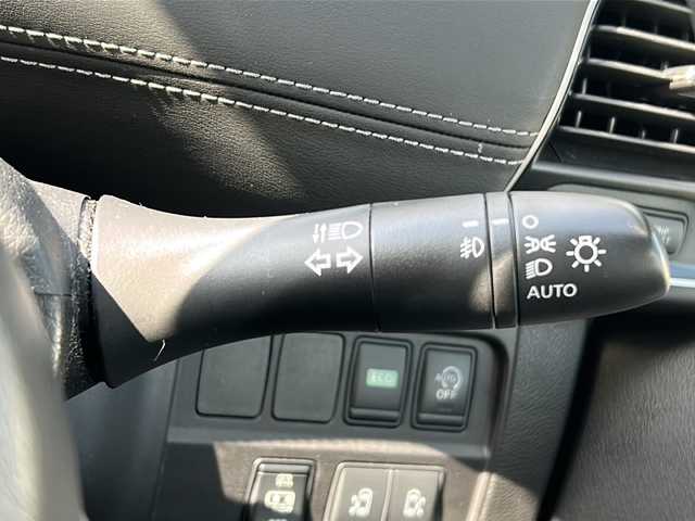 日産 セレナ ハイウェイスターVセレクションⅡ 愛媛県 2016(平28)年 6.3万km ダイヤモンドブラック 全方位カメラ/プロパイロット/両側パワースライドドア/ビルトインETC/フルセグTV/オートライト/LED/アイドリングストップ/クルーズコントロール追従あり/デジタルインナーミラー/コーナーセンサー前後/社外ナビ/フォグランプ/衝突軽減システム/横滑り防止装置/ウォークスルー/スマートキー