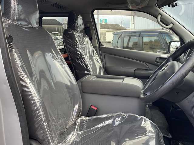 日産 キャラバン DX 鹿児島県 2012(平24)年 11.6万km ブリリアントシルバー 法人ワンオーナー/純正メモリーナビ/ワンセグ/リアエアコン/前方ドライブレコーダー/リモコンキー/ヘッドライトレベライザー/電格ミラー/オートステップ/10人乗り/スペアキー/純正フロアマット