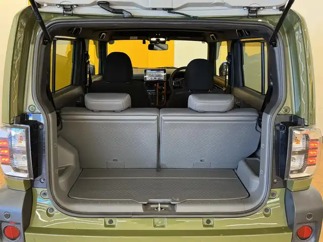 ダイハツ タフト G ターボ 群馬県 2021(令3)年 5.3万km フォレストカーキメタリック スマートアシスト/・アダプティブクルーズコントロール/・衝突軽減ブレーキ/・パーキングセンサー/・車線逸脱防止支援/・標識認識/・オートハイビーム/純正9インチSDナビ/　　フルセグ/BT/CD/DVD/    FM/AM/MEMORY MUSIC/    USB/HDMI/ipod/パノラマモニター/ガラスルーフ/自動駐車/前席シートヒーター/オートLEDヘッドライト/フォグランプ/電動パーキングブレーキ/オートブレーキホールド/純正15AW/純正フロアマット/スマートキー2本/前方ドライブレコーダー/ETC