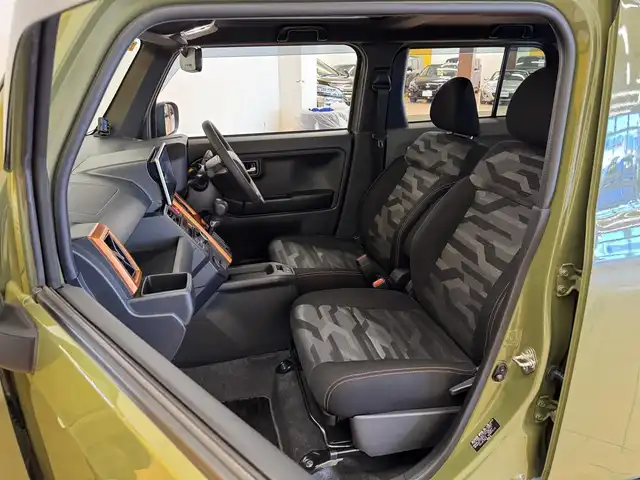 ダイハツ タフト G ターボ 群馬県 2021(令3)年 5.3万km フォレストカーキメタリック スマートアシスト/・アダプティブクルーズコントロール/・衝突軽減ブレーキ/・パーキングセンサー/・車線逸脱防止支援/・標識認識/・オートハイビーム/純正9インチSDナビ/　　フルセグ/BT/CD/DVD/    FM/AM/MEMORY MUSIC/    USB/HDMI/ipod/パノラマモニター/ガラスルーフ/自動駐車/前席シートヒーター/オートLEDヘッドライト/フォグランプ/電動パーキングブレーキ/オートブレーキホールド/純正15AW/純正フロアマット/スマートキー2本/前方ドライブレコーダー/ETC