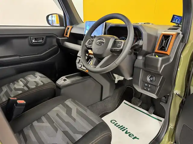 ダイハツ タフト G ターボ 群馬県 2021(令3)年 5.3万km フォレストカーキメタリック スマートアシスト/・アダプティブクルーズコントロール/・衝突軽減ブレーキ/・パーキングセンサー/・車線逸脱防止支援/・標識認識/・オートハイビーム/純正9インチSDナビ/　　フルセグ/BT/CD/DVD/    FM/AM/MEMORY MUSIC/    USB/HDMI/ipod/パノラマモニター/ガラスルーフ/自動駐車/前席シートヒーター/オートLEDヘッドライト/フォグランプ/電動パーキングブレーキ/オートブレーキホールド/純正15AW/純正フロアマット/スマートキー2本/前方ドライブレコーダー/ETC