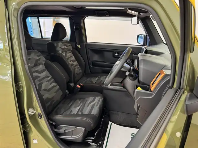 ダイハツ タフト G ターボ 群馬県 2021(令3)年 5.3万km フォレストカーキメタリック スマートアシスト/・アダプティブクルーズコントロール/・衝突軽減ブレーキ/・パーキングセンサー/・車線逸脱防止支援/・標識認識/・オートハイビーム/純正9インチSDナビ/　　フルセグ/BT/CD/DVD/    FM/AM/MEMORY MUSIC/    USB/HDMI/ipod/パノラマモニター/ガラスルーフ/自動駐車/前席シートヒーター/オートLEDヘッドライト/フォグランプ/電動パーキングブレーキ/オートブレーキホールド/純正15AW/純正フロアマット/スマートキー2本/前方ドライブレコーダー/ETC