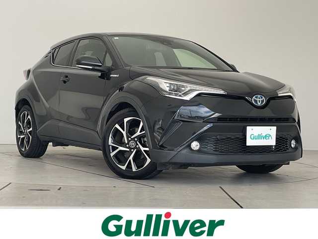 トヨタ Ｃ－ＨＲ G 愛知県 2017(平29)年 6.3万km ブラックマイカ SDナビ/レーダークルーズコントロール/シートヒーター/バックカメラ/コーナーセンサー/純正アルミホイール/ブラインドスポットモニター/LEDヘッドライト/オートマチックハイビーム/インテリジェントミラー/ETC/衝突軽減システム/フルセグ/CD DVD/Bluetooth/ステアリングスイッチ/スマートキー/プッシュスタート