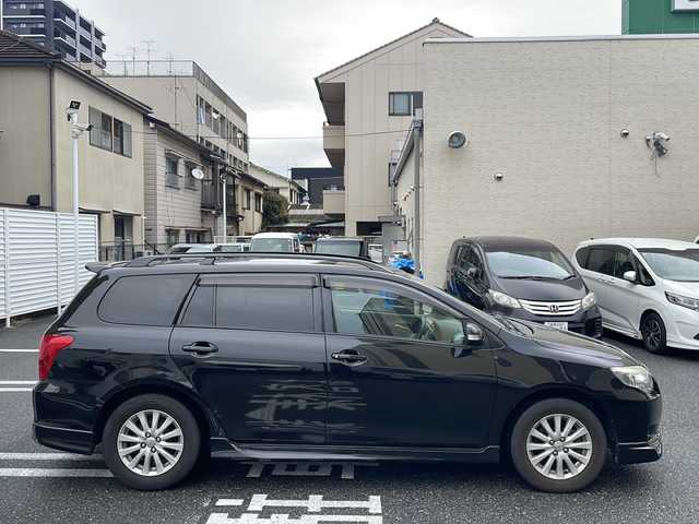 トヨタ カローラ フィールダー X スペシャルエディション 広島県 2008(平20)年 11万km ブラックマイカ /登録時走行距離/　　　　　　　109882キロ/純正ナビ/ルーフレール/エアロ/スペアキー×１/ETC/新車時整備手帳/　　【保証書】/取扱説明書/