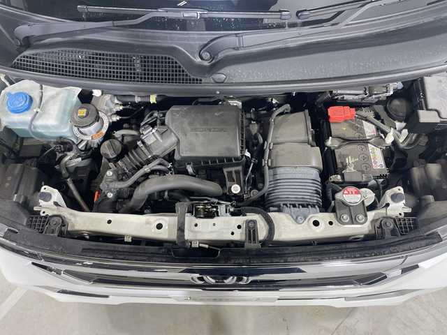 ホンダ Ｎ ＢＯＸ カスタム L ターボ 神奈川県 2022(令4)年 1.5万km プラチナホワイトパール 純正8型SDナビゲーション【VXU-227NBi】/AM FM フルセグ Bluetooth AppleCarPlay /バックカメラ/両側パワースライドドア/ホンダセンシング/アダプティブクルーズコントロール/シートヒーター/ETC/ドライブレコーダー/純正フロアマット/ステアリングスイッチ/スマートキー/スペアキー/LEDヘッドライト/オートライト/純正15インチアルミホイル/ドアバイザー/レーントレーシングアラート/クリアランスソナー