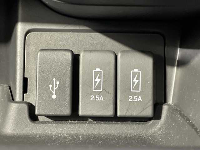 ホンダ Ｎ ＢＯＸ カスタム L ターボ 神奈川県 2022(令4)年 1.5万km プラチナホワイトパール 純正8型SDナビゲーション【VXU-227NBi】/AM FM フルセグ Bluetooth AppleCarPlay /バックカメラ/両側パワースライドドア/ホンダセンシング/アダプティブクルーズコントロール/シートヒーター/ETC/ドライブレコーダー/純正フロアマット/ステアリングスイッチ/スマートキー/スペアキー/LEDヘッドライト/オートライト/純正15インチアルミホイル/ドアバイザー/レーントレーシングアラート/クリアランスソナー