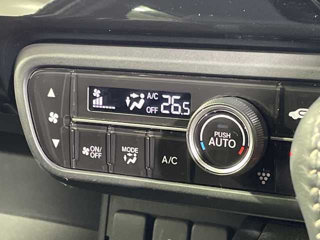 ホンダ Ｎ ＢＯＸ カスタム L ターボ 神奈川県 2022(令4)年 1.5万km プラチナホワイトパール 純正8型SDナビゲーション【VXU-227NBi】/AM FM フルセグ Bluetooth AppleCarPlay /バックカメラ/両側パワースライドドア/ホンダセンシング/アダプティブクルーズコントロール/シートヒーター/ETC/ドライブレコーダー/純正フロアマット/ステアリングスイッチ/スマートキー/スペアキー/LEDヘッドライト/オートライト/純正15インチアルミホイル/ドアバイザー/レーントレーシングアラート/クリアランスソナー