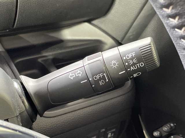 ホンダ Ｎ ＢＯＸ カスタム L ターボ 神奈川県 2022(令4)年 1.5万km プラチナホワイトパール 純正8型SDナビゲーション【VXU-227NBi】/AM FM フルセグ Bluetooth AppleCarPlay /バックカメラ/両側パワースライドドア/ホンダセンシング/アダプティブクルーズコントロール/シートヒーター/ETC/ドライブレコーダー/純正フロアマット/ステアリングスイッチ/スマートキー/スペアキー/LEDヘッドライト/オートライト/純正15インチアルミホイル/ドアバイザー/レーントレーシングアラート/クリアランスソナー