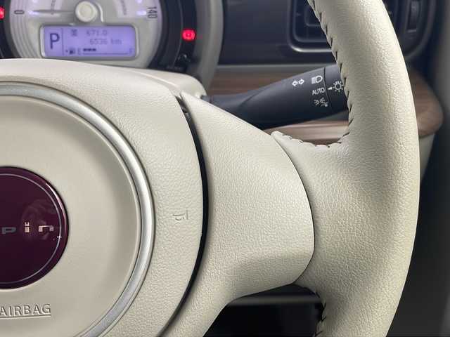 スズキ ラパン ＬＣ X 栃木県 2022(令4)年 0.7万km ソフトベージュメタリック スズキセーフティサポート/・デュアルカメラブレーキサポート/・誤発進抑制機能/・車線逸脱抑制機能/・車線逸脱警報機能/・ふらつき警報機能/・先行車発進お知らせ機能/・標識認識機能/・ハイビームアシスト/純正14インチAW/ハーフレザーシート/シートヒーター/USBソケット/オートライト/LEDライト/プッシュスタート/スマートキー