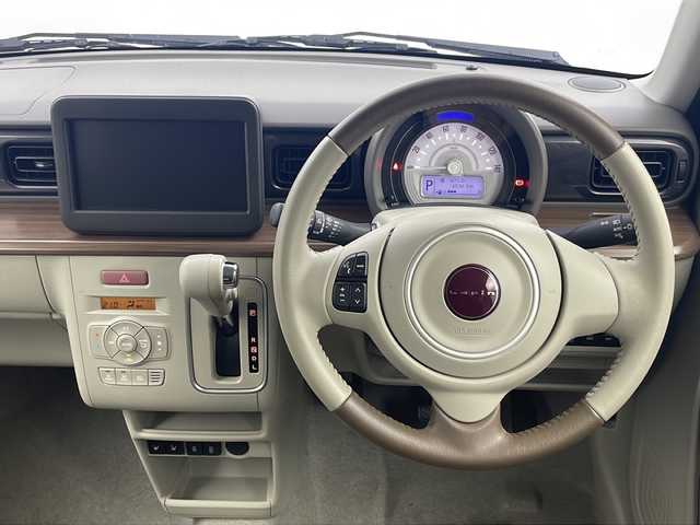 スズキ ラパン ＬＣ X 栃木県 2022(令4)年 0.7万km ソフトベージュメタリック スズキセーフティサポート/・デュアルカメラブレーキサポート/・誤発進抑制機能/・車線逸脱抑制機能/・車線逸脱警報機能/・ふらつき警報機能/・先行車発進お知らせ機能/・標識認識機能/・ハイビームアシスト/純正14インチAW/ハーフレザーシート/シートヒーター/USBソケット/オートライト/LEDライト/プッシュスタート/スマートキー