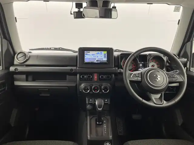スズキ ジムニー XC 群馬県 2024(令6)年 0.4万km ブルーイッシュブラックパール3 社外7型ナビ【型番MDV-S709】/FM/AM/Bluetooth/CD/DVD/フルセグTV/バックカメラ/スズキセーフティサポート/・デュアルセンサーブレーキサポート/・車線逸脱警報機能/・誤発進抑制機能/・ふらつき警報機能/・先行車発進お知らせ機能/・標識認識機能/ETC/前後ドライブレコーダー/前席シートヒーター/純正16インチAW/純正フロアマット