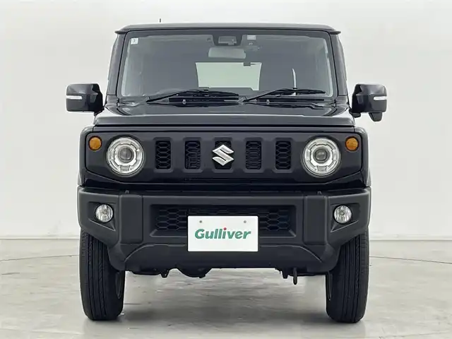 スズキ ジムニー XC 群馬県 2024(令6)年 0.4万km ブルーイッシュブラックパール3 社外7型ナビ【型番MDV-S709】/FM/AM/Bluetooth/CD/DVD/フルセグTV/バックカメラ/スズキセーフティサポート/・デュアルセンサーブレーキサポート/・車線逸脱警報機能/・誤発進抑制機能/・ふらつき警報機能/・先行車発進お知らせ機能/・標識認識機能/ETC/前後ドライブレコーダー/前席シートヒーター/純正16インチAW/純正フロアマット