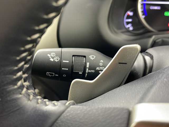 レクサス ＮＸ 300h Iパッケージ 愛知県 2018(平30)年 5.3万km ソニッククォーツ ワンオーナー/純正10.3インチナビ/CD/DVD/BT/フルセグ/Miracast/全周囲・バックカメラ/衝突軽減システム/アダプティブクルーズコントロール/電動リアゲート/ブラインドスポットモニター/OP18インチAW/三眼LEDヘッドライト/ドライブレコーダー/ビルトインETC2.0/合皮シート/シートヒーター/革巻きステアリング/パドルシフト/ステアリングスイッチ/電格ミラー/スマートキー＆プッシュスタート