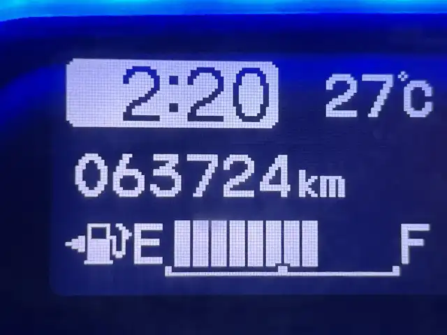 ホンダ フリード ハイブリット 大阪府 2012(平24)年 6.4万km プレミアムホワイトパール 純正ナビ(FM/AM/CD再生) バックカメラ ETC 片側パワースライドドア オートエアコン 横滑り防止 ヘッドライトレベライザー リモコンキー USB