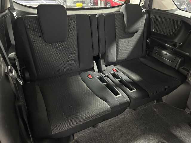 ホンダ フリード ハイブリット 大阪府 2012(平24)年 6.4万km プレミアムホワイトパール 純正ナビ(FM/AM/CD再生) バックカメラ ETC 片側パワースライドドア オートエアコン 横滑り防止 ヘッドライトレベライザー リモコンキー USB