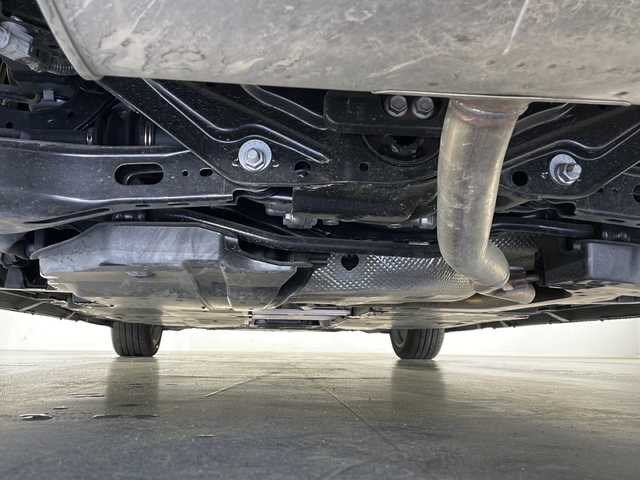 トヨタ プリウス Z 長野県 2023(令5)年 3.5万km プラチナホワイトパールマイカ 4WD/純正メモリナビ&フルセグTV&USB&BT/トヨタセーフティセンス/アダプティブクルーズコントロール/レーンディパーチャーアラート/プリクラッシュセーフティ/ブラインドスポットモニター/クリアランスソナー/リアクロストラフィックアラート/リアカメラディテクション/プロアクティブドライビングアシスト/パーキングサポートブレーキ/ロードサインアシスト/オートマチックハイビーム/後方車両接近告知/安心降車アシスト/周辺時接近サポート/先行車発進告知/寒冷地仕様/リアフォグランプ/フロントワイパーデアイサー/パワーバックドア/デジタルインナーミラー/レザーシート/前席エアシート/前席シートヒーター/運転席パワーシート/運転席シートメモリ/ステアリングスイッチ/全方位カメラ/ビルトインETC2.0/LEDヘッドライト/オートライト/電動格納ミラー/ウィンカーミラー/ドアミラーヒーター/電動ホールド/オートホールド/純正19インチAW装着/純正フロアマット/純正ドアバイザー/プッシュスタート/スマートキー/スペアキー1本