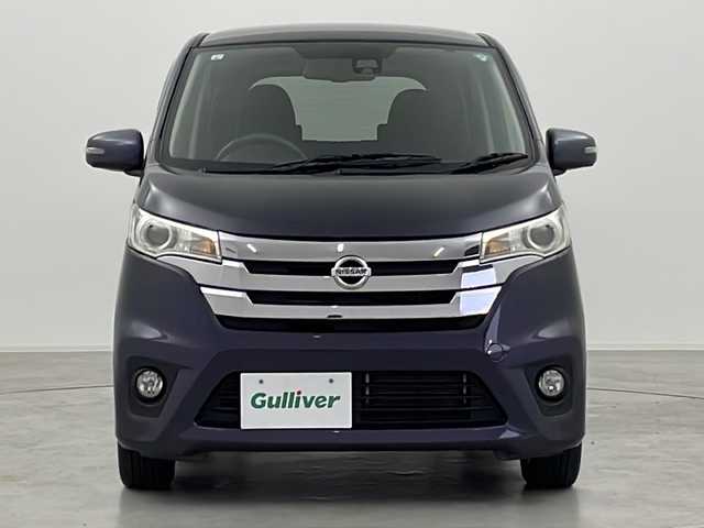 日産 デイズ HWS X Vセレ +SeftyⅡ 群馬県 2015(平27)年 4万km プレミアムパープルP 純正ナビ　フルセグＴＶ　全周囲カメラ　衝突被害軽減ブレーキ　アイドリングストップ　ＥＴＣ　レザーステアリング　スマートキー　レーンキープアシスト　純正１４インチアルミホイール　ＨＩＤ　禁煙車