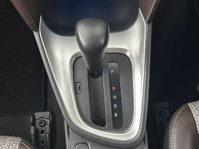 トヨタ ヤリスクロス ハイブリッド Z 愛知県 2023(令5)年 2.6万km プラチナホワイトパールマイカ 純正8型ディスプレイオーディオナビ/【フルセグ/Bluetooth/AppleCarPlay】/全方位カメラ　/ビルトインＥＴＣ　/ドライブレコーダー　/トヨタセーフティセンス/・衝突軽減ブレーキ　/・レーンキープアシスト/・オートマチックハイビーム/レーダークルーズコントロール/アイドリングストップ/ステアリングヒーター/LEDヘッドライト/オートライト/禁煙車