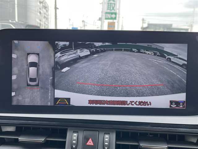 レクサス ＥＳ 300h バージョンL 千葉県 2022(令4)年 6.1万km ソニッククォーツ ムーンルーフ/ブラックレザーシート/純正12.3インチSDナビ/・CD/DVD/MSV/Bluetooth/フルセグTV/パノラミックビューカメラ/デジタルインナーミラー/デジタルアウターミラー/レクサスセーフティシステム＋/・レーダークルーズコントロール/・プリクラッシュセーフティ/・レーンキープアシスト/・オートマチックハイビーム/・ブラインドスポットモニター/・パーキングサポートアラート/全席シートヒーター/前席シートベンチレーション/前席パワーシート/前後コーナーセンサー/パワートランクリッド/AC100V1500W電源/LEDヘッドランプ/オートライト/純正18インチアルミホイール/ウッドコンビステアリング/ヘッドアップディスプレイ/ステアリングヒーター/パドルシフト/オットマン/左右独立オートエアコン/スマートエントリー/ビルトインETC2.0/社外前後ドライブレコーダー【DC-DR652】/サイド＆カーテンエアバッグ/電動リヤサンシェード