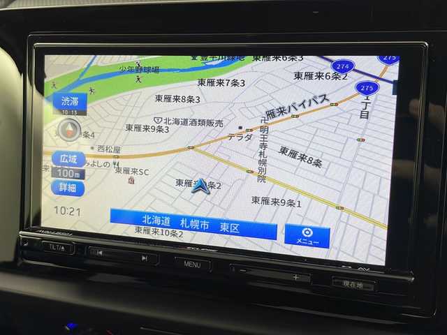 ホンダ フィット ベーシック 道央・札幌 2023(令5)年 1.5万km プラチナホワイトパール ・４WD/ホンダセンシング/・レーダークルーズコントロール/・衝突被害軽減ブレーキ/・レーンキープアシスト/・社外ナビ/・Bluetooth/USB/・バックカメラ/・フロントワイパーデアイサー/・オートライト/・スマートキー/プッシュスタート/・横滑り防止装置/盗難防止装置/・ABS/・ETC