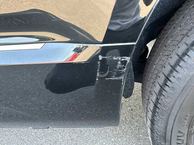 三菱 デリカＤ：５ P 岡山県 2020(令2)年 8.9万km エメラルドブラックパール 登録時走行距離88159km/純正10.1インチナビ/フルセグTV/(AM.FM.CD.DVD.BT.TV)/純正フリップダウンモニター/マルチアラウンドモニター/両側パワースライドドア/ETC/オートステップ/衝突軽減ブレーキ/シートヒーター/パワーバックドア/レーダークルーズコントロール/レーンキープアシスト/オートライト/オートマチックハイビーム/18インチ純正AW/本革シート