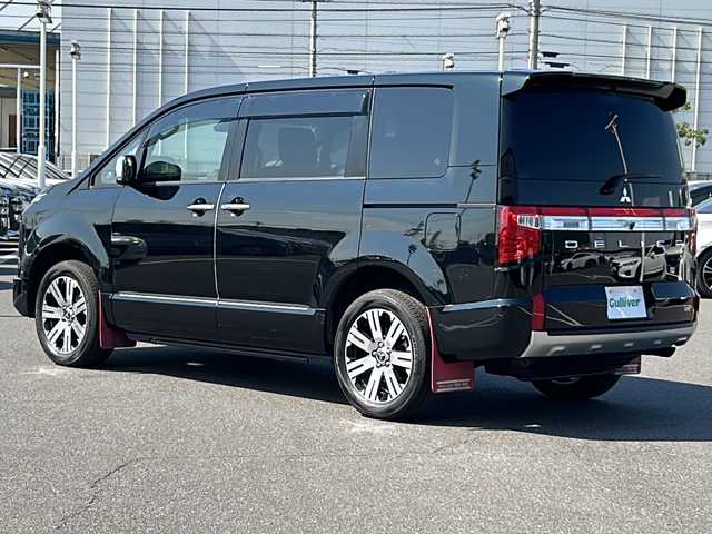 三菱 デリカＤ：５ P 岡山県 2020(令2)年 8.9万km エメラルドブラックパール 登録時走行距離88159km/純正10.1インチナビ/フルセグTV/(AM.FM.CD.DVD.BT.TV)/純正フリップダウンモニター/マルチアラウンドモニター/両側パワースライドドア/ETC/オートステップ/衝突軽減ブレーキ/シートヒーター/パワーバックドア/レーダークルーズコントロール/レーンキープアシスト/オートライト/オートマチックハイビーム/18インチ純正AW/本革シート