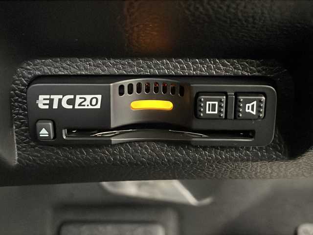 ホンダ ヴェゼル ハイブリッド e:HEV Z 千葉県 2025(令7)年 0.1千km プラチナホワイトパール ブラインドスポットモニター/レーダークルーズコントロール/レーンキープアシスト/コーナーセンサー前後/衝突軽減ブレーキ/純正メモリナビ/　AppleCareplay/AndroidAuto/　Bluetooth/フルセグTV/バックカメラ/ビルトインETC2.0/ワイヤレス充電/パドルシフト/電動リアゲート/ハーフレザーシート/シートヒーター（D/N席）/LEDヘッドライト/オートライト/純正18インチアルミホイール