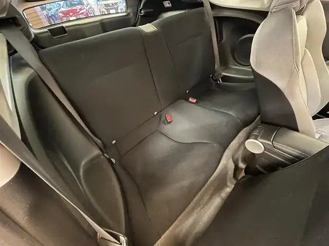 ホンダ ＣＲ－Ｚ α 群馬県 2011(平23)年 8.6万km プレミアムホワイトパール GRANZENエアロ/GRANZENフロアマット/社外メモリナビ/　　CD/DVD/BT/フルセグ/USB/iPod/HDMI/AUX/バックカメラ/クルーズコントロール/HIDオートライト/純正16インチAW/ドライブレコーダー/パドルシフト/ステアリングスイッチ/横滑り防止装置/スマートキー/ビルトインETC