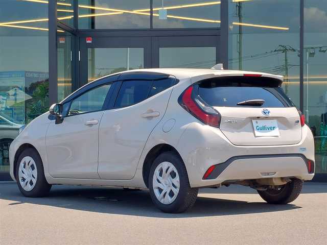 トヨタ アクア G 東京都 2021(令3)年 2.7万km クリアベージュメタリック 純正ディスプレイオーディオ/パノラミックビューモニター/フルセグ/ビルトインETC/AC100V/コーナーセンサー/スマートキー/トヨタセーフティセンス/プリクラッシュセーフティ/レーントレーシングアシスト/レーダークルーズコントロール/オートマチックハイビーム/ブラインドスポットモニター