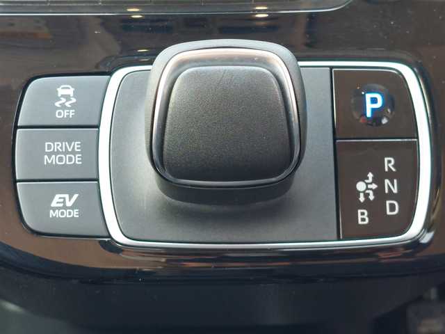 トヨタ アクア G 東京都 2021(令3)年 2.7万km クリアベージュメタリック 純正ディスプレイオーディオ/パノラミックビューモニター/フルセグ/ビルトインETC/AC100V/コーナーセンサー/スマートキー/トヨタセーフティセンス/プリクラッシュセーフティ/レーントレーシングアシスト/レーダークルーズコントロール/オートマチックハイビーム/ブラインドスポットモニター