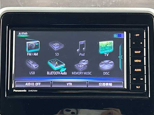 スズキ スペーシア カスタム HYBRID XS 愛知県 2019(令1)年 2.6万km ピュアホワイトパール/ブラック2トーン 禁煙車/2トーン/純正7インチナビ/（CD/DVD/Bluetooth/SD/USB/フルセグTV)/全方位カメラ/ヘッドアップディスプレイ/スズキセーフティサポート/・衝突軽減ブレーキ/・レーンキープアシスト/・オートマチックハイビーム/・クリアランスソナー/・誤発進抑制機能/ドライブレコーダー/シートヒーター/両側パワースライドドア/純正アルミホイール/スマートキー/スペアキー有/純正フロアマット/電動格納ミラー/プッシュスタート/LEDヘッドライト