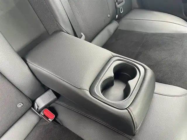 ホンダ シビック EX 静岡県 2023(令5)年 0.5万km プラチナホワイトパール HondaSENSING/HondaCONNECTディスプレー/　AM FM Bluetooth スマホ連携/バックカメラ/アダプティブクルーズコントロール/ブラインドスポットモニタリング/前後クリアランスソナー/前席シートヒーター/前席パワーシート/電動パーキングブレーキ/オートブレーキホールド/6速MT/リアウイング/ワイヤレス充電/USBジャック/スマートキー×2本/ETC2.0/BOSEプレミアムサウンド