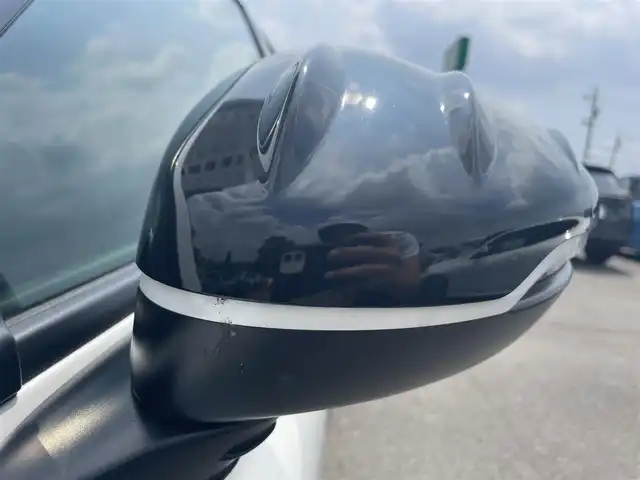 ホンダ シビック EX 静岡県 2023(令5)年 0.5万km プラチナホワイトパール HondaSENSING/HondaCONNECTディスプレー/　AM FM Bluetooth スマホ連携/バックカメラ/アダプティブクルーズコントロール/ブラインドスポットモニタリング/前後クリアランスソナー/前席シートヒーター/前席パワーシート/電動パーキングブレーキ/オートブレーキホールド/6速MT/リアウイング/ワイヤレス充電/USBジャック/スマートキー×2本/ETC2.0/BOSEプレミアムサウンド