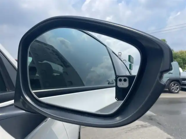 ホンダ シビック EX 静岡県 2023(令5)年 0.5万km プラチナホワイトパール HondaSENSING/HondaCONNECTディスプレー/　AM FM Bluetooth スマホ連携/バックカメラ/アダプティブクルーズコントロール/ブラインドスポットモニタリング/前後クリアランスソナー/前席シートヒーター/前席パワーシート/電動パーキングブレーキ/オートブレーキホールド/6速MT/リアウイング/ワイヤレス充電/USBジャック/スマートキー×2本/ETC2.0/BOSEプレミアムサウンド