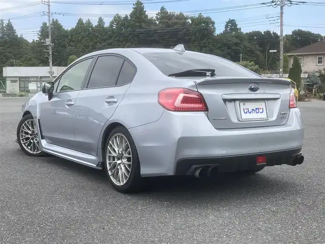 スバル ＷＲＸ Ｓ４ 2．0GT‐S アイサイト 埼玉県 2016(平28)年 12.6万km アイスシルバーメタリック (株)IDOMが運営する【じしゃロン鳩ヶ谷店】の自社ローン専用車両になりますこちらは現金またはオートローンご利用時の価格です。自社ローンご希望の方は別途その旨お申付け下さい/4WD／ターボ/純正メモリナビ/純正フルセグテレビ/バックカメラ/サイド/レーダークルーズコントロール/プッシュスタート/パドルシフト/ETC/純正LEDヘッドライト/ハーフレザーシート/前席パワーシート/純正18インチAW/スマートキー-スペア1本/前後ドライブレコーダー/フロント/サイド/リアスポイラー