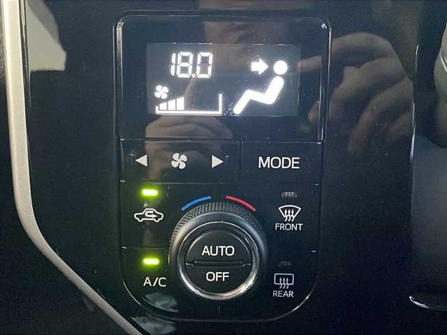 トヨタ タンク カスタムG 青森県 2020(令2)年 0.7万km レーザーブルークリスタルシャイン ・4WD/・純正SDナビディーラーOP/・フルセグTV/・CD/DVD/BT/AM/FM/・両側パワースライドドア/・衝突軽減装置/・横滑り防止装置/・クルーズコントロール/・バックカメラ/・ドライブレコーダー/・ビルトインETC2.0/・LEDヘッドライト/・オートマチックハイビーム/・プッシュスタート/・スマートキー/・スペアキー/・純正フロアマット/・純正ドアバイザー