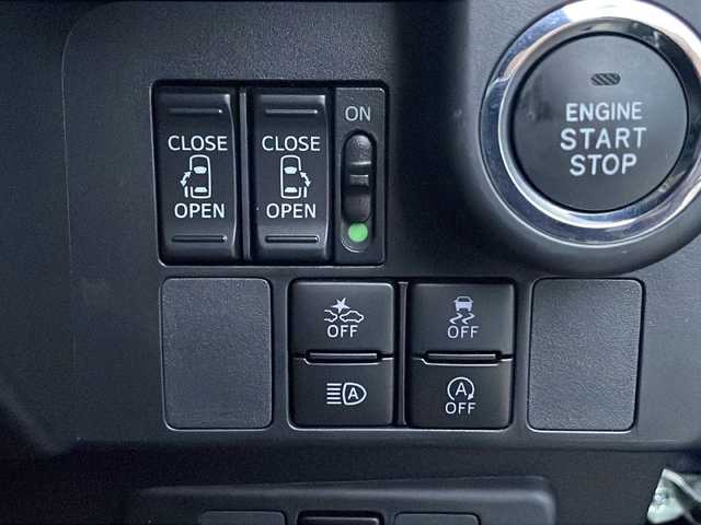 トヨタ タンク カスタムG 青森県 2020(令2)年 0.7万km レーザーブルークリスタルシャイン ・4WD/・純正SDナビディーラーOP/・フルセグTV/・CD/DVD/BT/AM/FM/・両側パワースライドドア/・衝突軽減装置/・横滑り防止装置/・クルーズコントロール/・バックカメラ/・ドライブレコーダー/・ビルトインETC2.0/・LEDヘッドライト/・オートマチックハイビーム/・プッシュスタート/・スマートキー/・スペアキー/・純正フロアマット/・純正ドアバイザー
