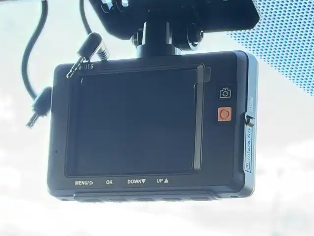 トヨタ ヴォクシー ZS 煌Ⅱ 兵庫県 2019(令1)年 3.6万km イナズマスパーキングブラックガラスフレーク 社外8インチナビ（Bluetooth接続/AM/FM/CD/DVD/フルセグTV）/社外ビルトインETC/バックカメラ/クルーズコントロール/両側パワースライドドア/トヨタセーフティセンス/純正16インチアルミホイール/スマートキー/前後ドライブレコーダー/コーナーセンサー/レーンキープアシスト/横滑り防止装置/盗難防止装置/衝突被害軽減システム/オートマチックハイビーム