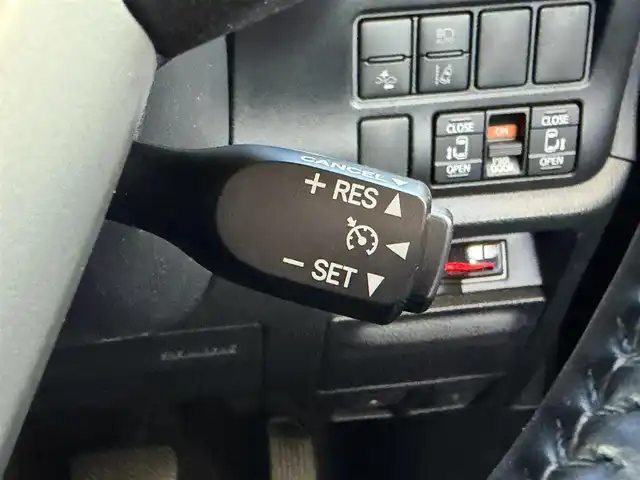 トヨタ ヴォクシー ZS 煌Ⅱ 兵庫県 2019(令1)年 3.6万km イナズマスパーキングブラックガラスフレーク 社外8インチナビ（Bluetooth接続/AM/FM/CD/DVD/フルセグTV）/社外ビルトインETC/バックカメラ/クルーズコントロール/両側パワースライドドア/トヨタセーフティセンス/純正16インチアルミホイール/スマートキー/前後ドライブレコーダー/コーナーセンサー/レーンキープアシスト/横滑り防止装置/盗難防止装置/衝突被害軽減システム/オートマチックハイビーム