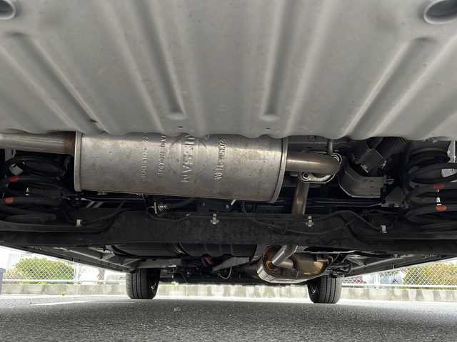 日産 セレナ e－パワー ハイウェイスター V 山口県 2020(令2)年 5.5万km ブリリアントシルバー フリップダウンモニター/純正10インチワイドナビ/・CDチェンジャー/・DVD再生機能有/・Bluetooth接続/・フルセグTV/アラウンドビューモニター/ビルトインETC/ドライブレコーダー/両側パワースライドドア/USB入力端子/セーフティパックB/エマージェンシーブレーキ/プロパイロット/インテリジェントパーキングアシスト/ブラインドスポットモニター/車線逸脱警報/車線逸脱防止支援/標識認識機能/純正15インチアルミホイール/純正フロアマット/ドアバイザー/ウィンカーミラー/保証書・取扱説明書