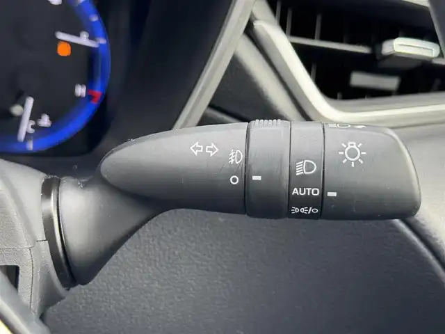 トヨタ カローラ クロス ハイブリッド Z 滋賀県 2023(令5)年 2.9万km プラチナホワイトパールマイカ 純正9インチナビ/・Bluetooth/USB/フルセグ/ハーフレザーシート/シートヒーター/パワーシート/パワーリアゲート/追従クルーズコントロール/LEDヘッドライト/電子パーキング/オートマチックハイビーム/純正１８AW/前後ソナー/ビルトインETC/ドライブレコーダー/スマートキー