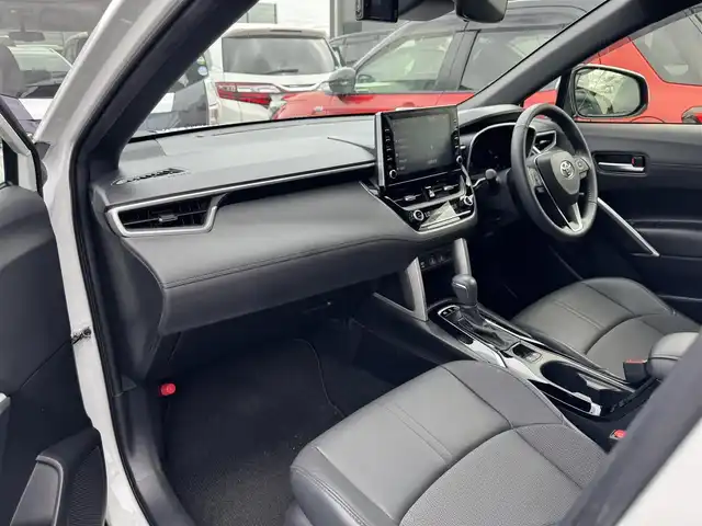 トヨタ カローラ クロス ハイブリッド Z 滋賀県 2023(令5)年 2.9万km プラチナホワイトパールマイカ 純正9インチナビ/・Bluetooth/USB/フルセグ/ハーフレザーシート/シートヒーター/パワーシート/パワーリアゲート/追従クルーズコントロール/LEDヘッドライト/電子パーキング/オートマチックハイビーム/純正１８AW/前後ソナー/ビルトインETC/ドライブレコーダー/スマートキー